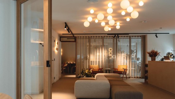 Receptie van Hotel Chamade Gent