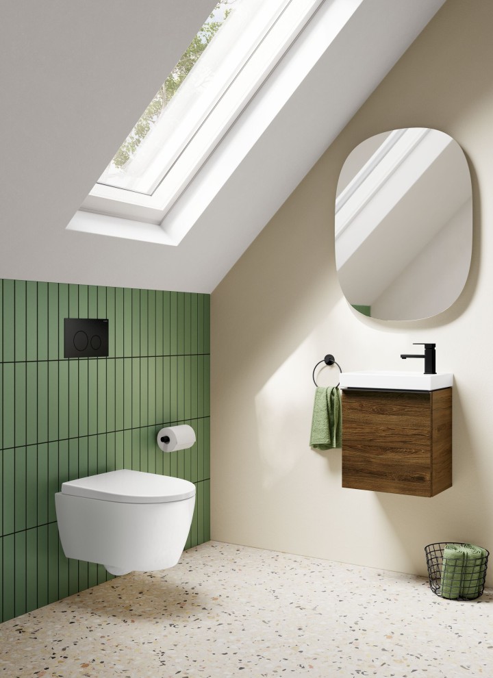 Petite salle de bains Geberit iCon avec meubles en bois Petite salle de bains Geberit iCon avec meubles en bois