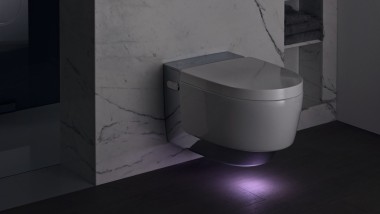 Geberit AquaClean Mera in chroom met oriëntatielicht