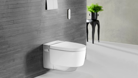 Geberit AquaClean Mera Comfort in chroom met Sigma duwplaat Geberit AquaClean Mera Comfort in chroom met Sigma duwplaat