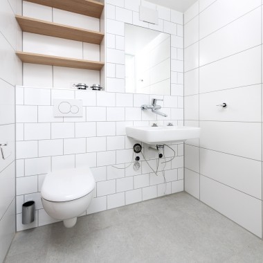 Op voorhand vervaardigde badkamer in de woningen van het dialysecentrum Op voorhand vervaardigde badkamer in de woningen van het dialysecentrum