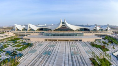 Deux grandes et huit petites vagues : la gare ondulante de Hongdao (© ingDESIGN Co., Ltd.)