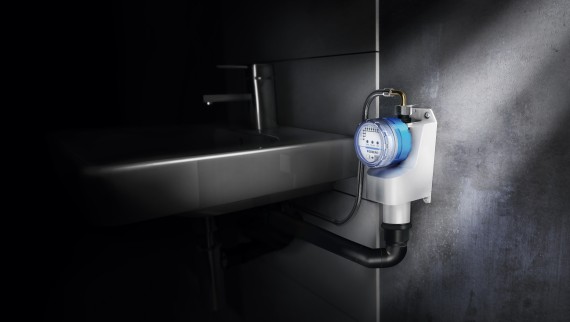 Rinçage forcé hygiénique Geberit HS01 pour un lavabo utilisé de manière intermittente (© Geberit) Rinçage forcé hygiénique Geberit HS01 pour un lavabo utilisé de manière intermittente (© Geberit)