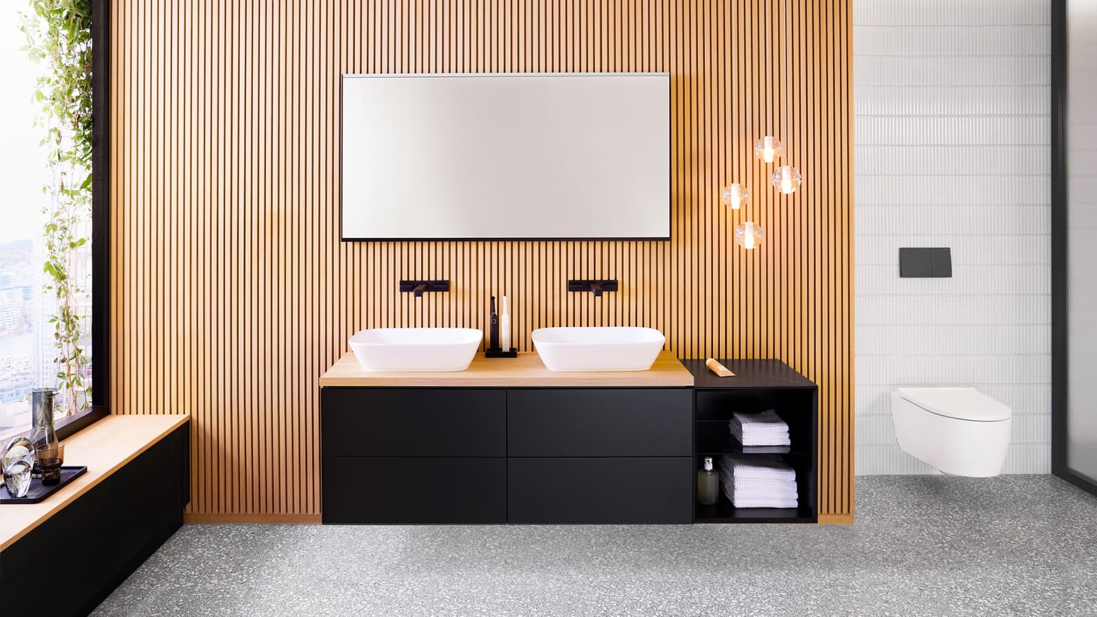 Geberit ONE badkamer met opzetwastafel (© Geberit) Geberit ONE badkamer met opzetwastafel (© Geberit)