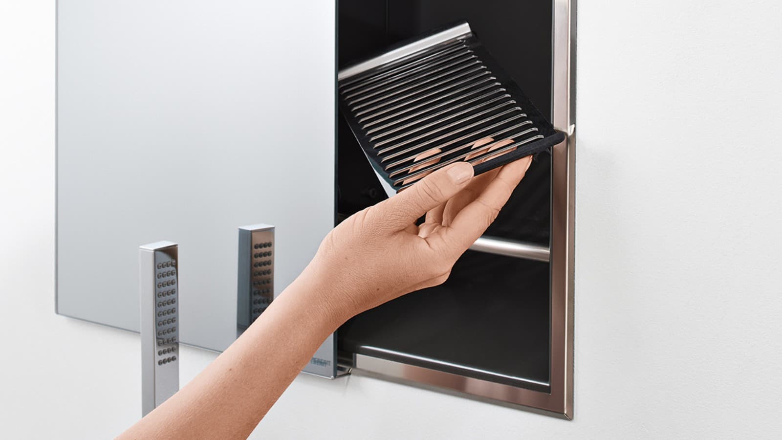 Geberit nisopbergbox met inlegbodems Geberit nisopbergbox met inlegbodems
