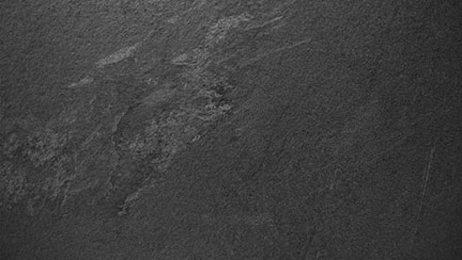 Monolith frontbekleding in steengoed leisteen Monolith frontbekleding in steengoed leisteen