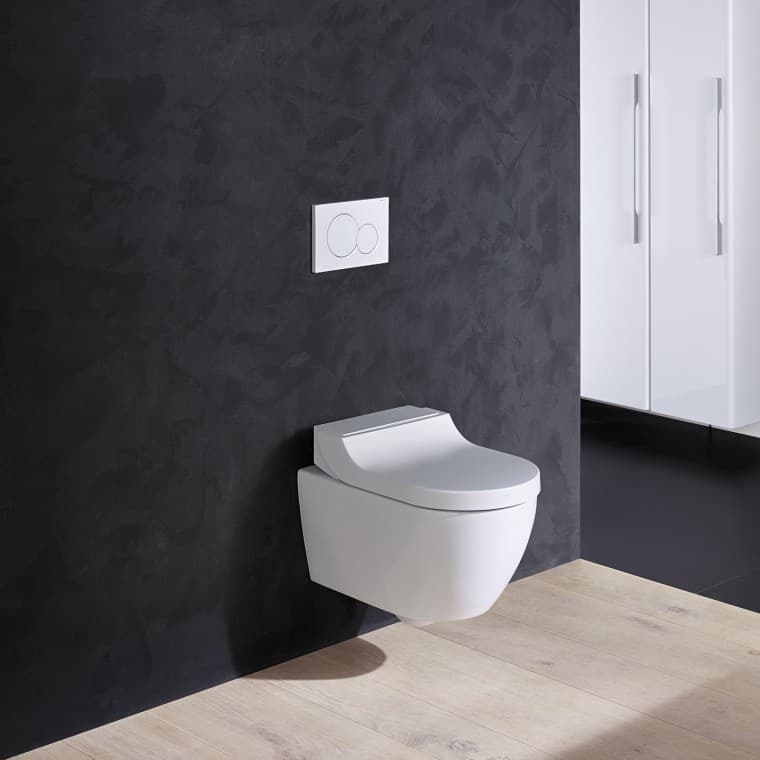 Geberit AquaClean Tuma douche-wc met wit deksel Geberit AquaClean Tuma douche-wc met wit deksel