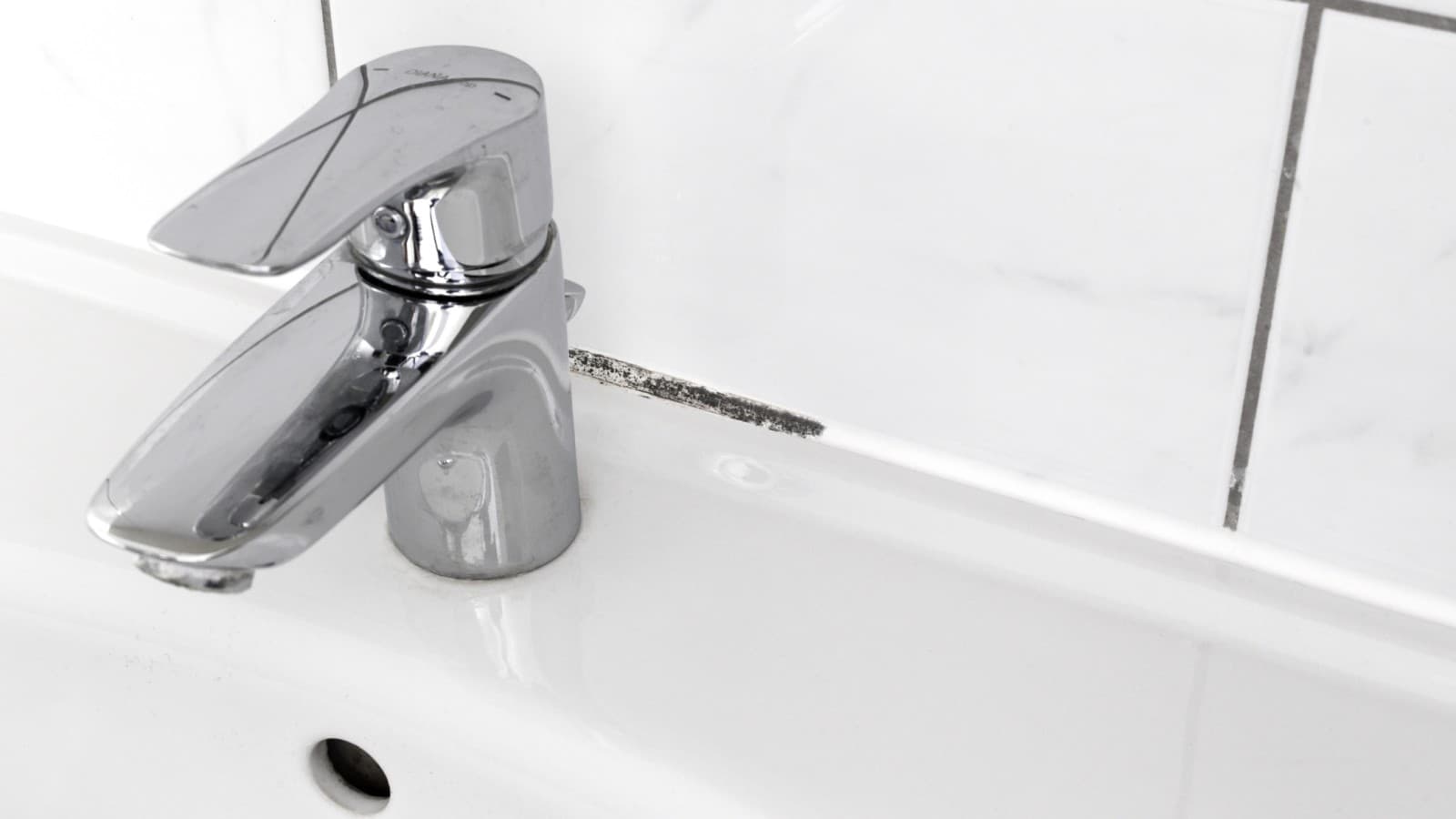 Schimmel in badkamervoegen Schimmel in badkamervoegen