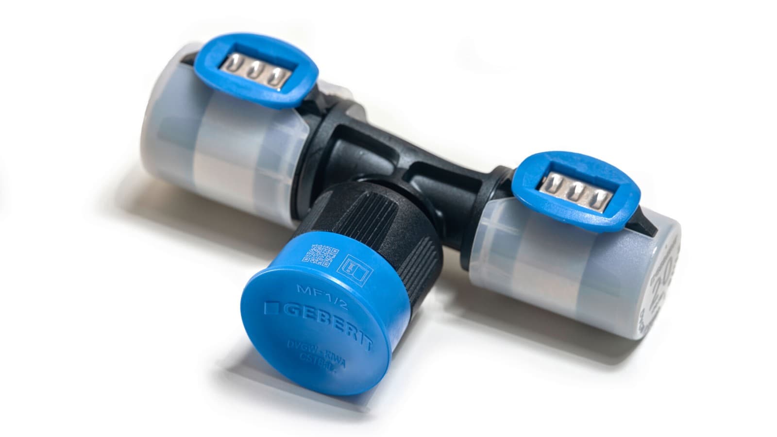 FlowFit - Persen van watertoevoerleidingen FlowFit - Persen van watertoevoerleidingen