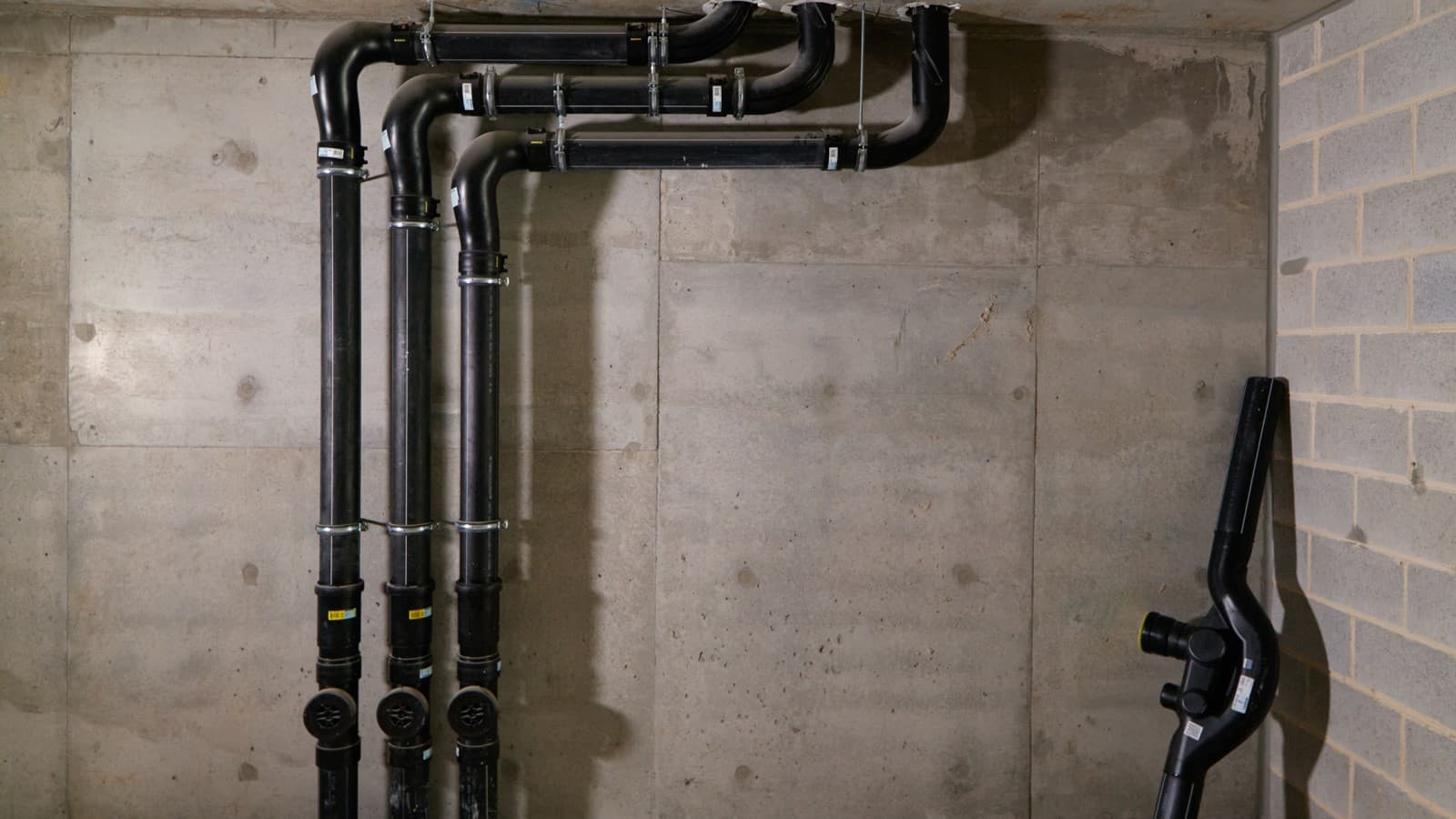 De afvoer van het gebouw met SuperTube zorgde voor een aanzienlijke toename van leefruimte (© Michael Curwood & Adam Powell) De afvoer van het gebouw met SuperTube zorgde voor een aanzienlijke toename van leefruimte (© Michael Curwood & Adam Powell)